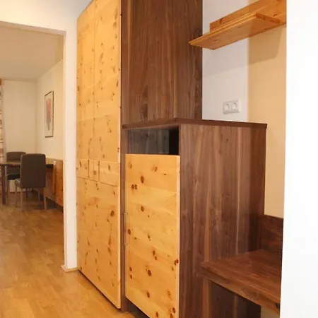 Kirchenwirt In Πανδοχείο *