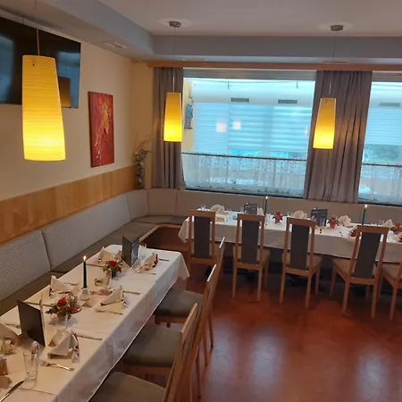 Kirchenwirt In 宾馆 Kematen an der Krems