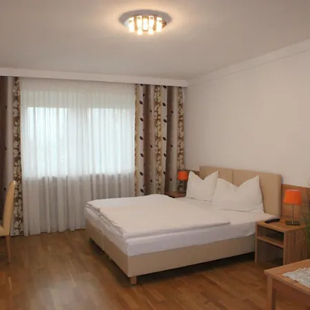 Kirchenwirt In 宾馆 Kematen an der Krems